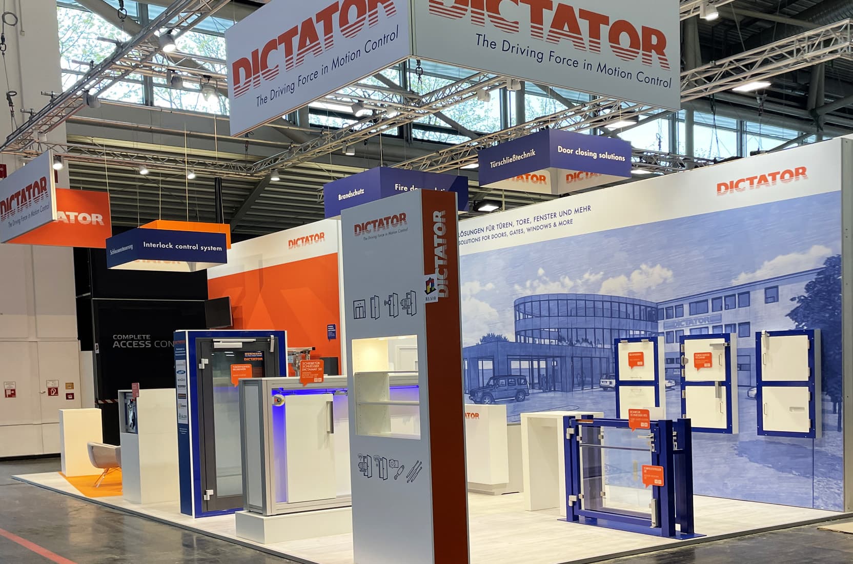 DICTATOR auf der BAU Messe 2023