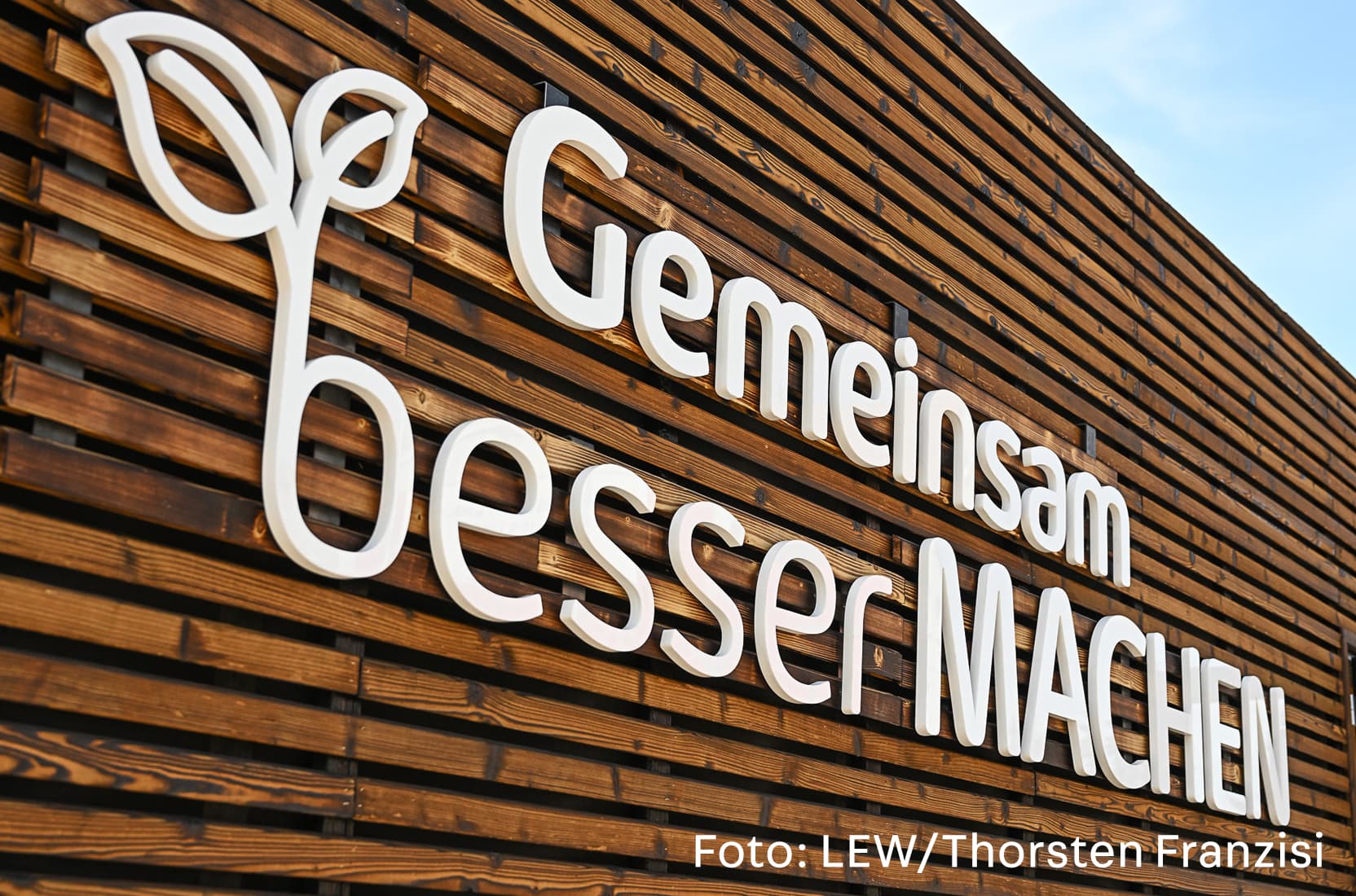 3d-Logo auf der LEW-Nachhaltigkeitsbox